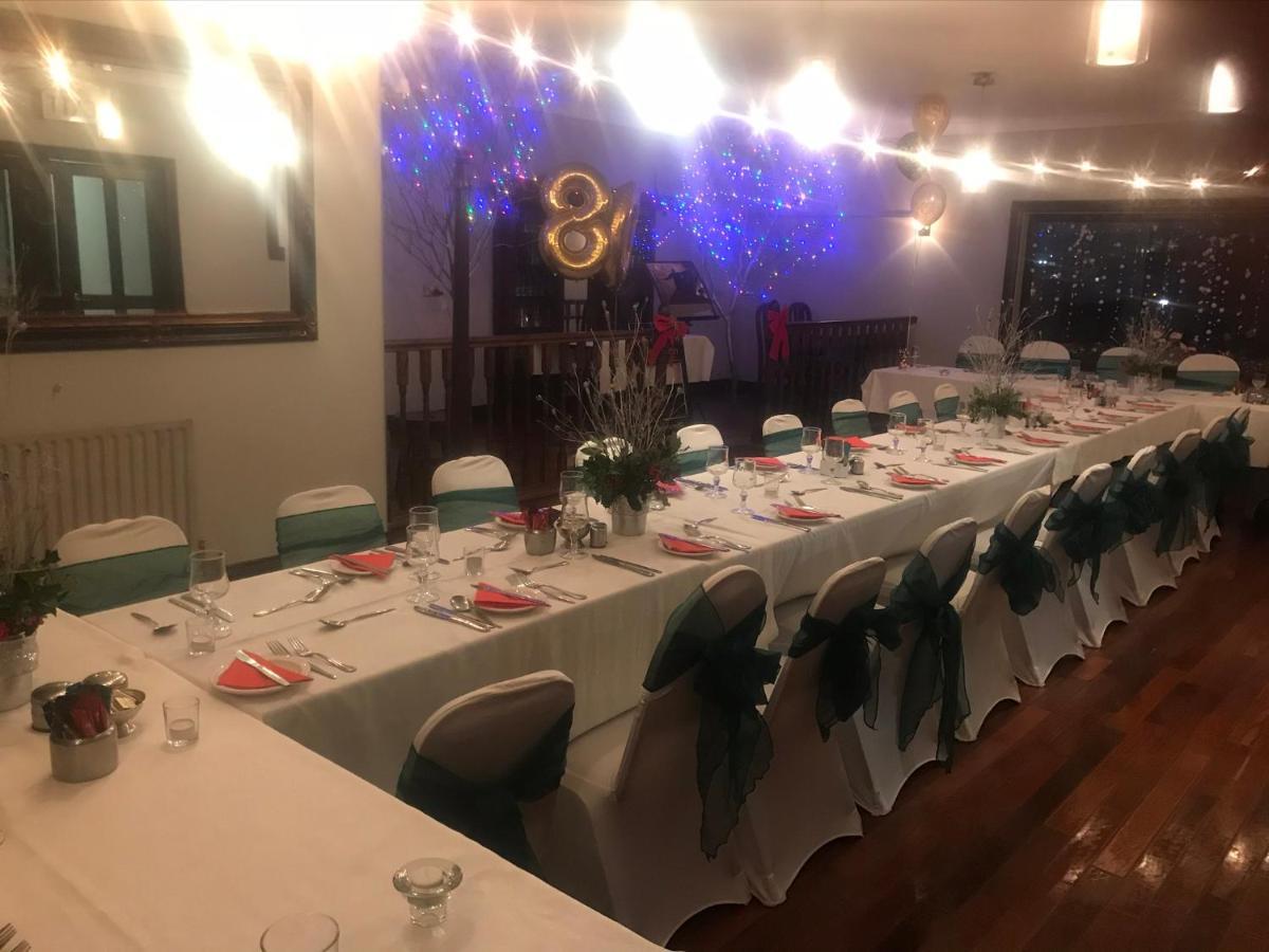 The Midway Bar & Guesthouse Dungloe Buitenkant foto